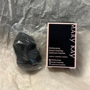 Mary Kay blending sponge